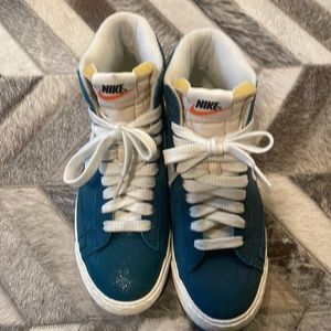 Nike Blazer